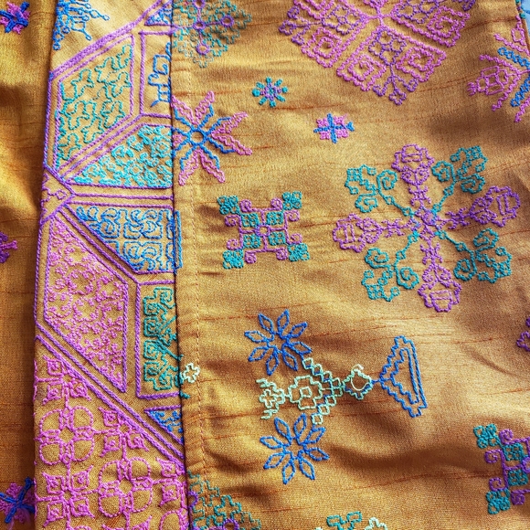 Embroidered front open top/ jacket - Picture 3 of 5